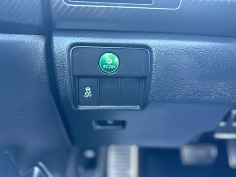 Used 2017 Honda Accord Sport image 20