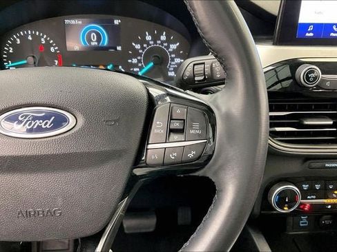 Used 2022 Ford Escape SE w/ SE Sport Appearance Package AWD/4WD image 24