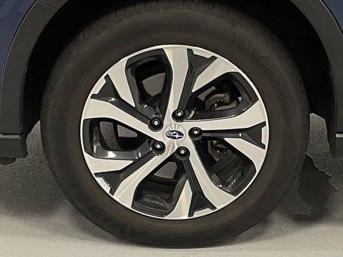 Used 2022 Subaru Outback Limited image 7