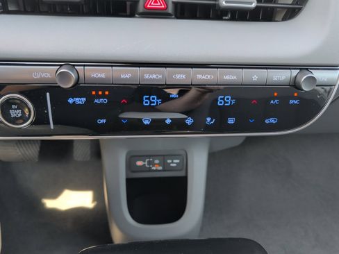 New 2026 Hyundai Ioniq 5 SE AWD/4WD image 18