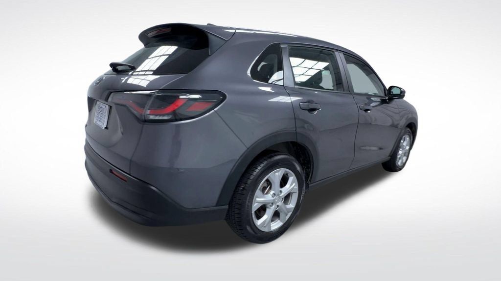 Used 2023 Honda HR-V LX image 8