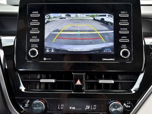 Used 2024 Toyota Camry SE image 26