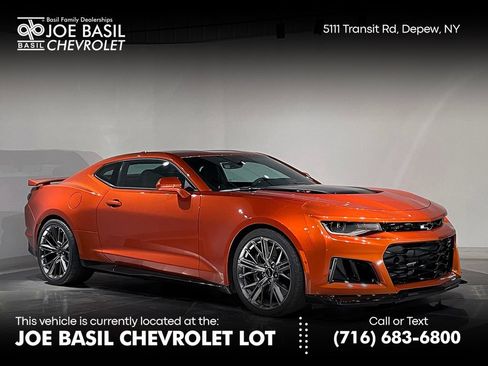 Used 2023 Chevrolet Camaro ZL1 RWD image 1