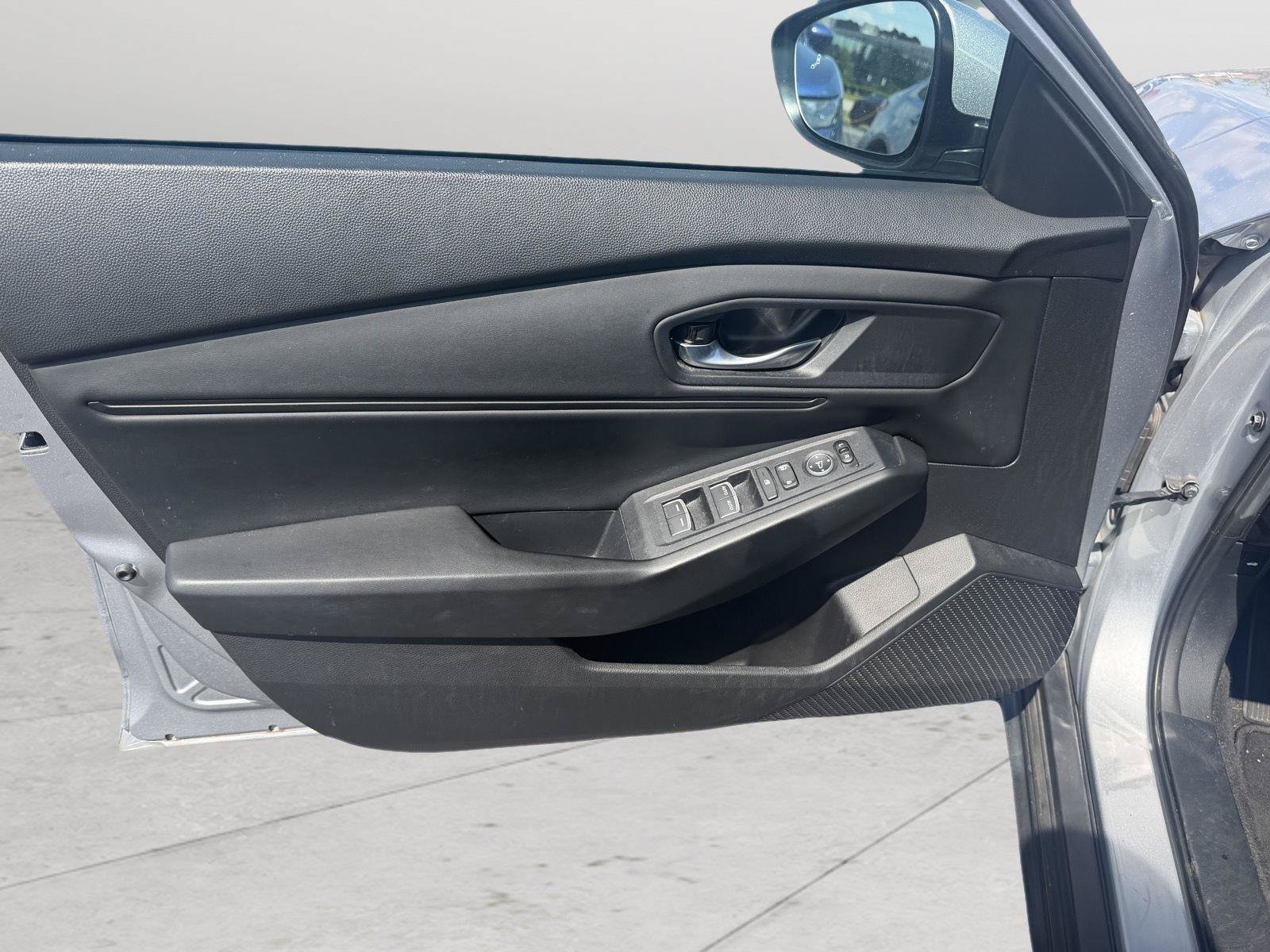Used 2024 Honda Accord EX image 10