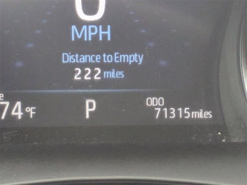 Used 2023 Toyota Camry SE image 31