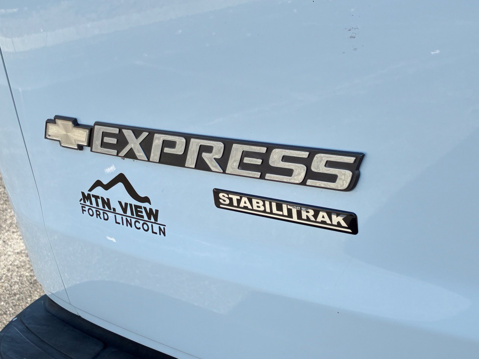 Used 2014 Chevrolet Express 3500 LT w/ LT Preferred Equipment Group RWD image 11