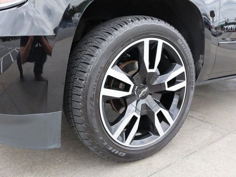 Used 2018 Chevrolet Tahoe Premier AWD/4WD image 8