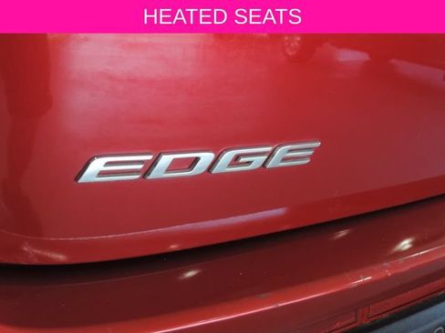 Used 2017 Ford Edge Titanium w/ Technology Package FWD image 15