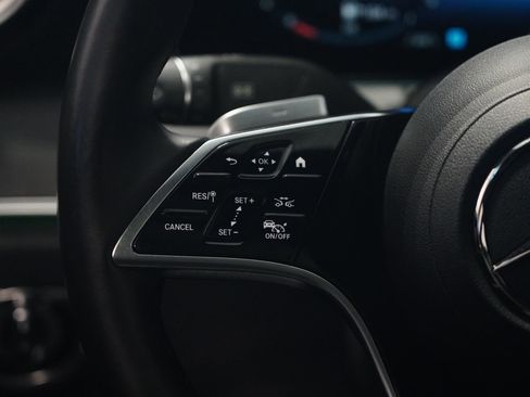 Used 2023 Mercedes-Benz E 450 4MATIC Sedan image 16