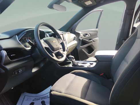 Used 2023 Chevrolet Traverse LT w/ LPO, Floor Liner Package image 26