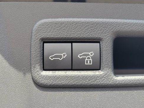 New 2026 Toyota C-HR AWD/4WD image 21