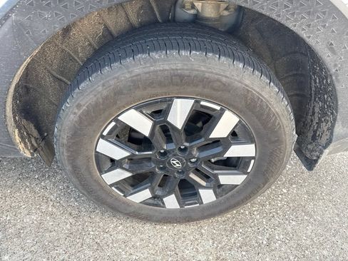 Used 2025 Hyundai Santa Cruz SEL FWD image 22
