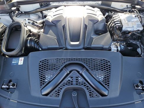 New 2026 Porsche Macan S image 23