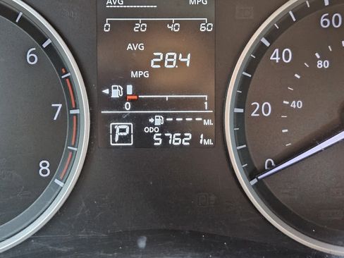 Used 2020 Nissan Versa S image 15