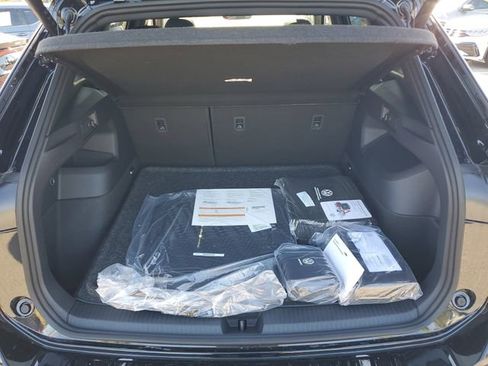 New 2026 Volkswagen Tiguan SEL R-Line AWD/4WD image 8