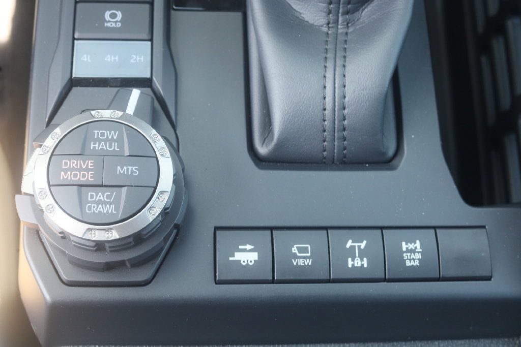 Used 2025 Toyota Tacoma 4x4 Double Cab Hybrid image 16