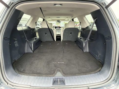 Used 2021 Hyundai Palisade SEL w/ Premium Package AWD/4WD image 12
