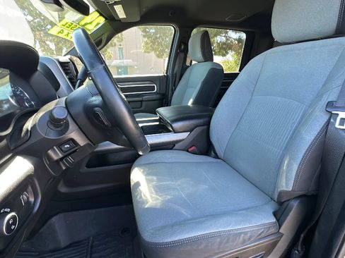 Used 2024 RAM 2500 Big Horn w/ Level 2 Equipment Group AWD/4WD image 12