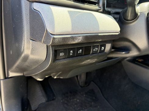 Used 2025 Toyota Camry LE FWD image 6