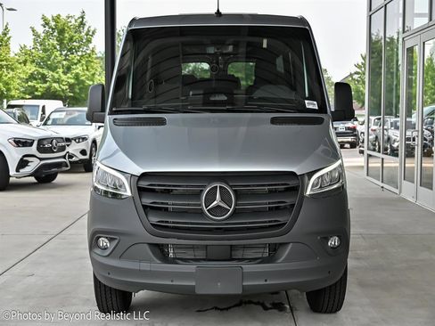 New 2025 Mercedes-Benz Sprinter 2500 image 2