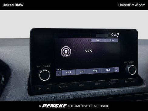 Used 2022 Honda Civic Sport image 8