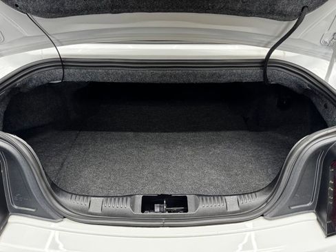 Used 2019 Ford Mustang Premium RWD image 39