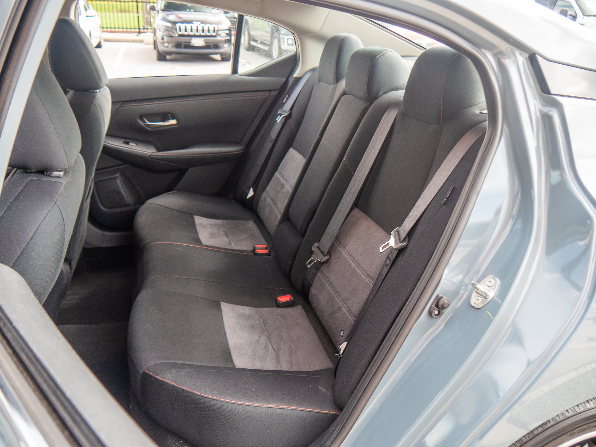 Used 2024 Nissan Sentra SR FWD image 18