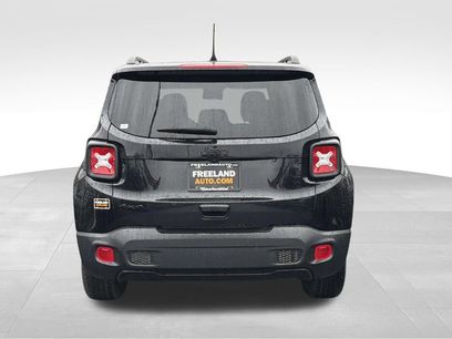 Used 2023 Jeep Renegade Altitude w/ Sun/Sound Group