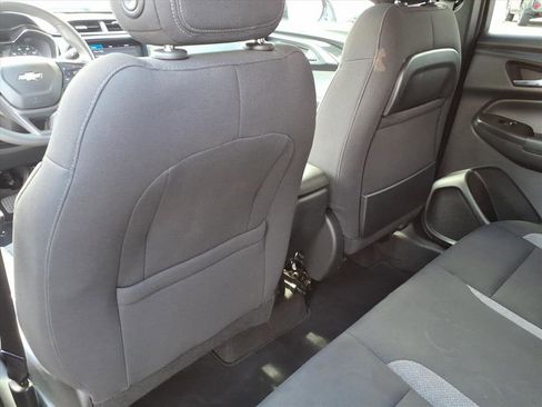 Used 2022 Chevrolet TrailBlazer LT w/ Convenience Package FWD image 14