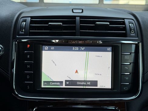 Used 2020 Lincoln Continental Reserve AWD/4WD image 29