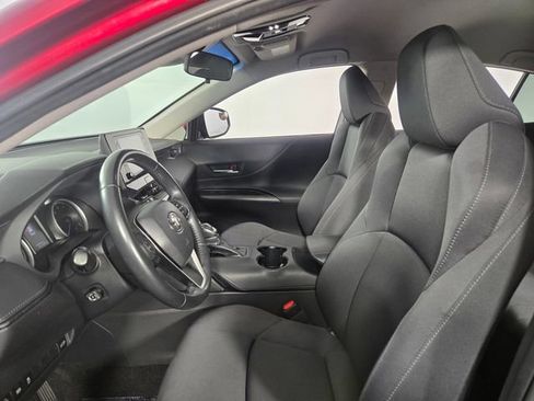 Used 2022 Toyota Venza LE AWD/4WD image 14