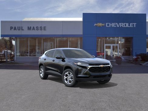 New 2026 Chevrolet Trax LS w/ LS Convenience Package FWD image 1
