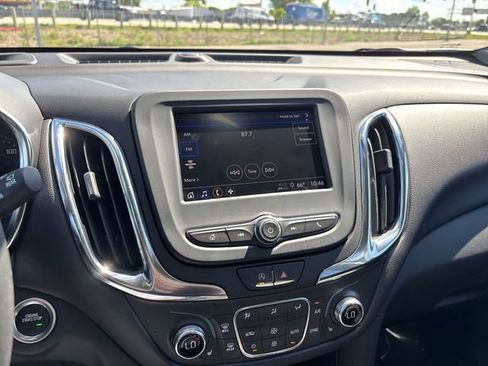 Certified 2024 Chevrolet Equinox LT FWD image 25