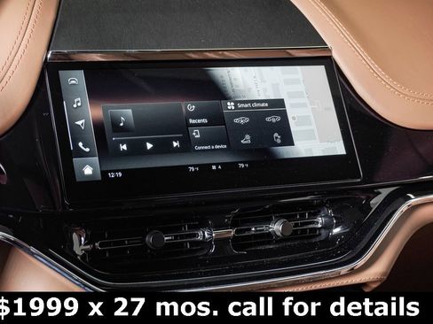 Used 2025 Aston Martin DBX 707 image 9