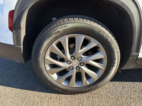 Used 2025 Buick Enclave Preferred image 11