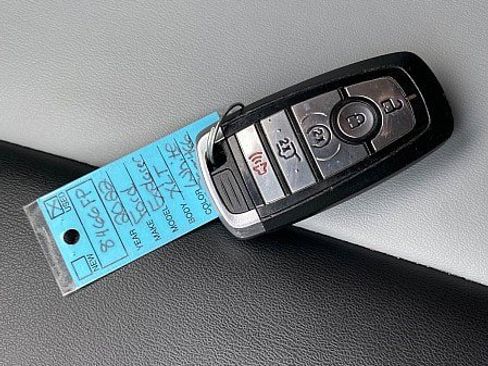 Certified 2022 Ford Explorer XLT w/ Equipment Group 202A image 48