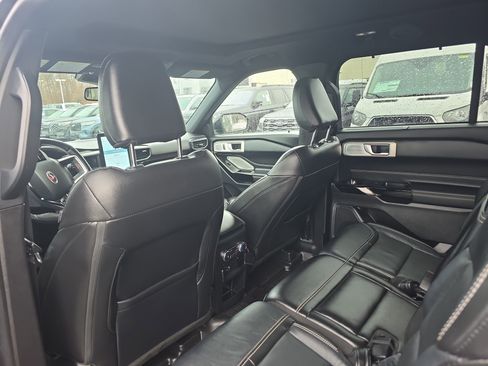 Used 2021 Ford Explorer ST w/ Equipment Group 401A image 24