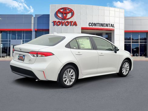 New 2026 Toyota Corolla LE FWD image 5