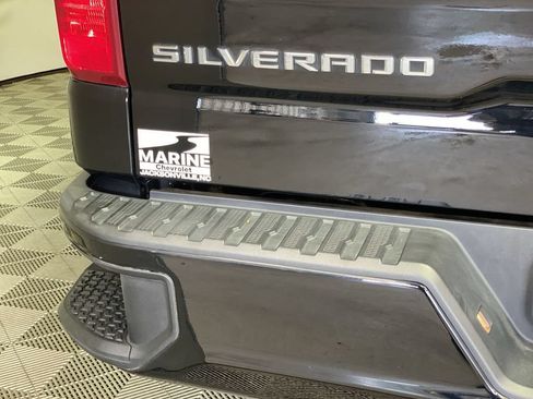 Used 2023 Chevrolet Silverado 1500 Custom AWD/4WD image 37