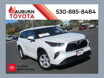 Certified 2025 Toyota Highlander LE