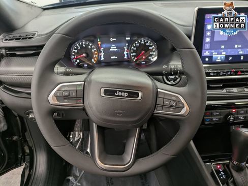 Used 2023 Jeep Compass Latitude AWD/4WD image 21