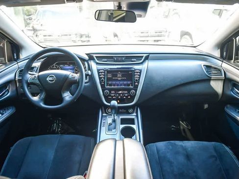 Used 2021 Nissan Murano S image 14