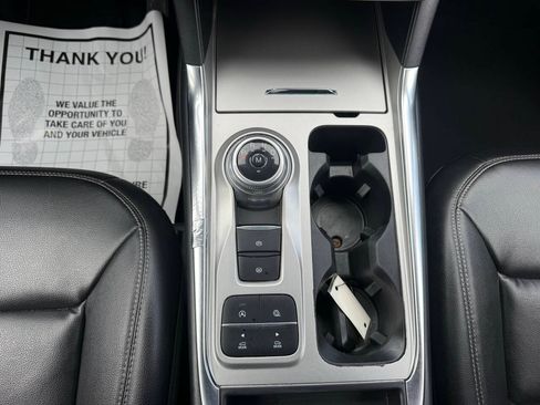 Used 2020 Ford Explorer XLT w/ Equipment Group 202A RWD image 30