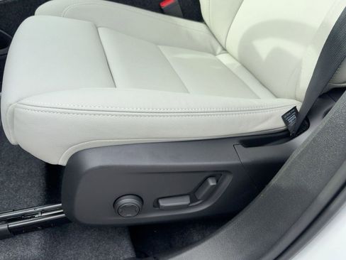 New 2026 Volvo XC40 B5 Plus w/ Protection Package Premier image 14