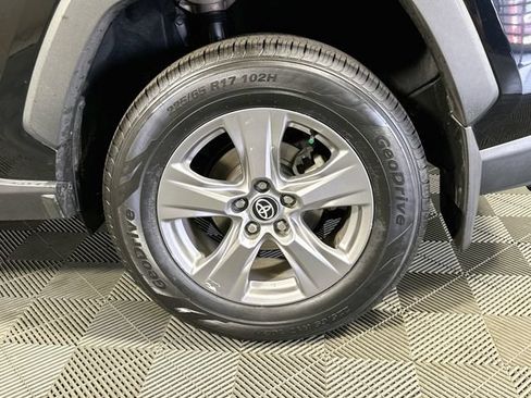 Certified 2023 Toyota RAV4 XLE w/ Convenience Package AWD/4WD image 28