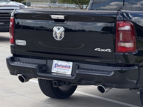 Used 2022 RAM 1500 Limited w/ Body Color Bumper Group image 6