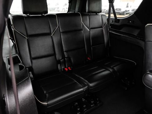 Used 2021 Cadillac Escalade ESV Premium Luxury image 43