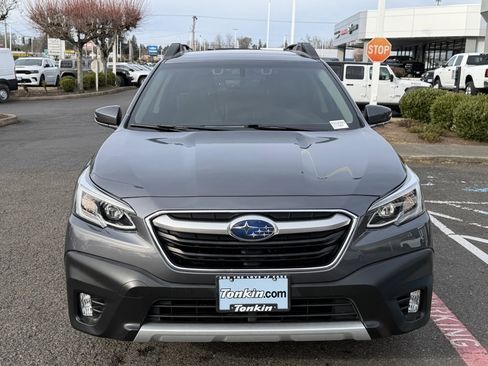 Used 2022 Subaru Outback Limited image 3