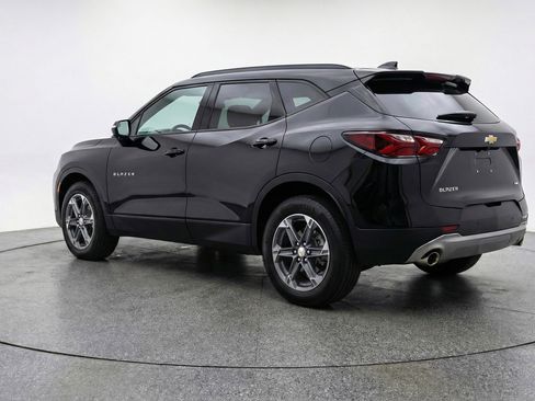 Used 2025 Chevrolet Blazer LT image 6