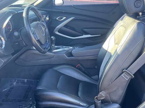 Used 2019 Chevrolet Camaro LT w/ RS Package image 11